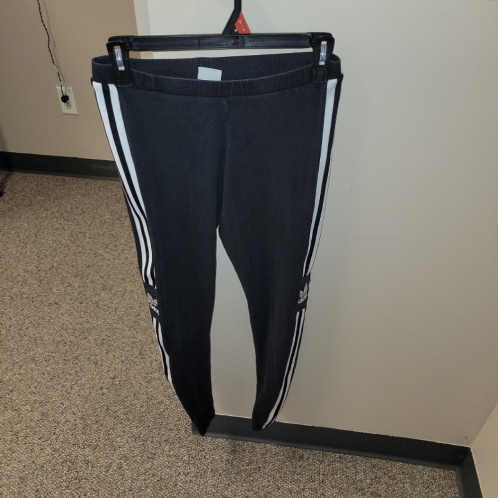 3 striped adidas pants